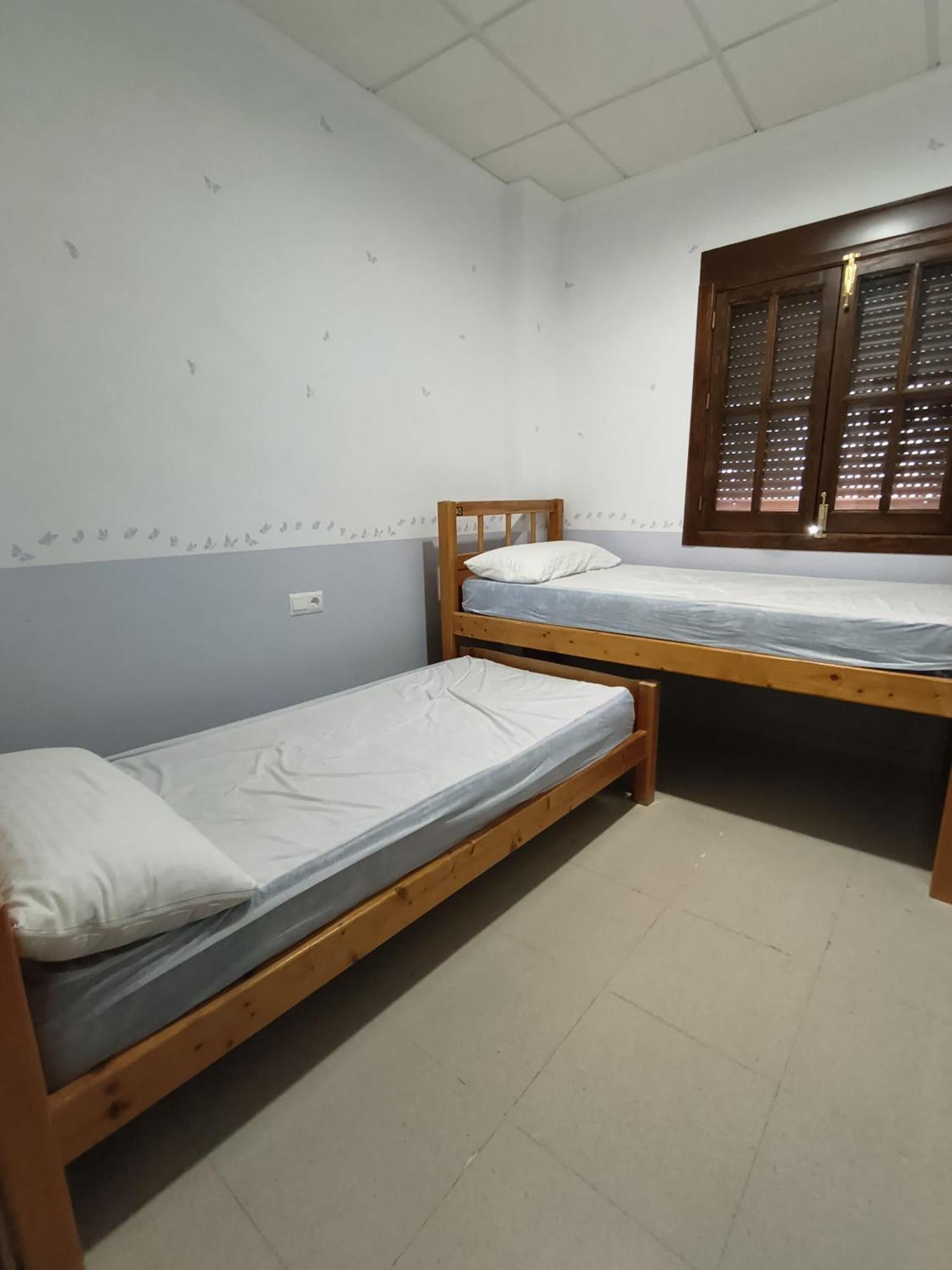 Albergue Las Moreras مونيستيرايو المظهر الخارجي الصورة